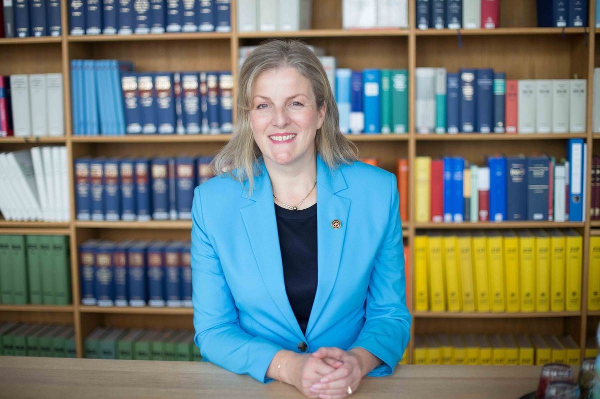 Fachanwältin für Insolvenzrechte, Bank- und Kapitalmarkrecht